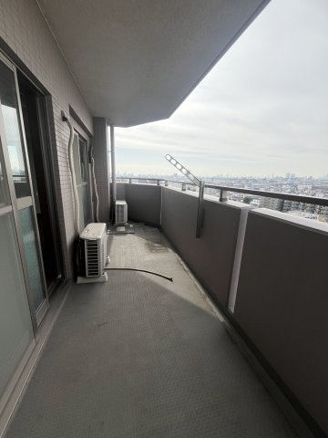 グランデュール新小岩のバルコニー