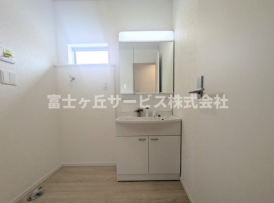 【独立洗面台】 | 袋井市月見町 新築一戸建て 1号棟 | 独立洗面台です