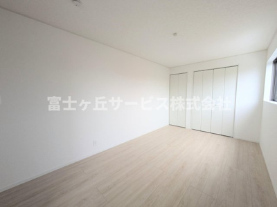 【寝室】 | 袋井市月見町 新築一戸建て 1号棟 | 寝室です