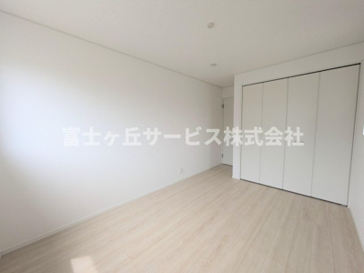 【洋室】 | 袋井市月見町 新築一戸建て 1号棟 | 洋室です