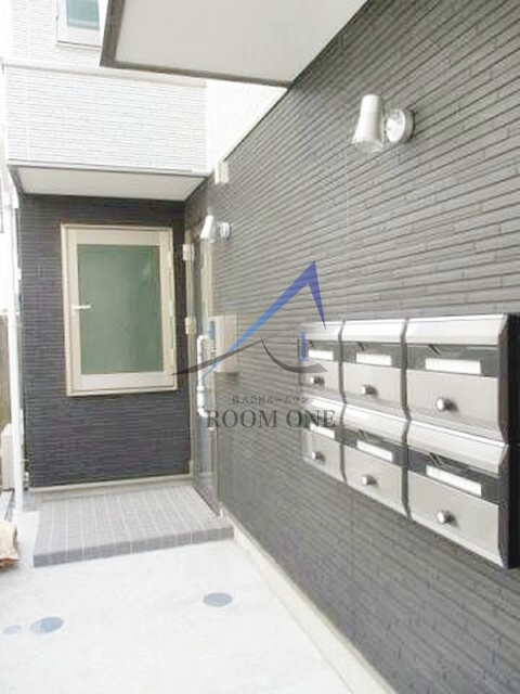 オーシャンハイツ浅草のエントランス|エントランスです。