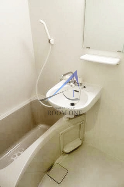 オーシャンハイツ浅草の浴室|お風呂です。