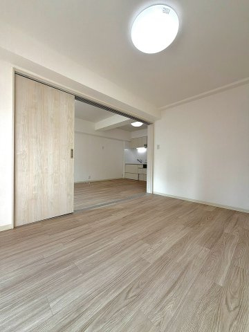 チュリス札幌第2の洋室