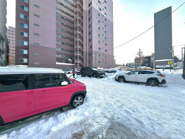 チュリス札幌第2の駐車場