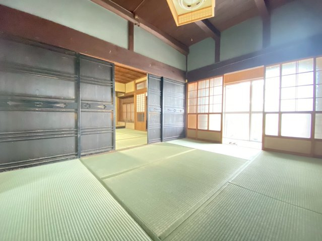 車作・大上貸家の寝室