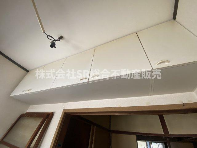 御幸町中古テラスハウスの収納|キッチン上部に収納があります！