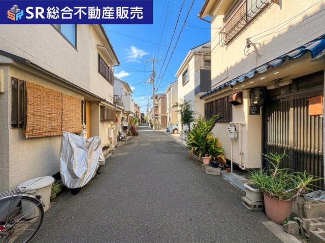 御幸町中古テラスハウスの前面道路含む現地写真|リフォーム施工を弊社はローコストでハイクオリティーを実現♪（写真20枚目以降参照）昨今の世界情勢の影響を受けずに材料確保・納期の遅れなし！他社様との相見積もり大歓迎です！