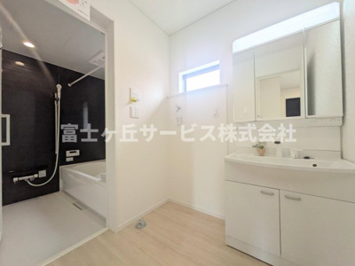 【脱衣所】 | 袋井市月見町 新築一戸建て 2号棟 | 脱衣場です