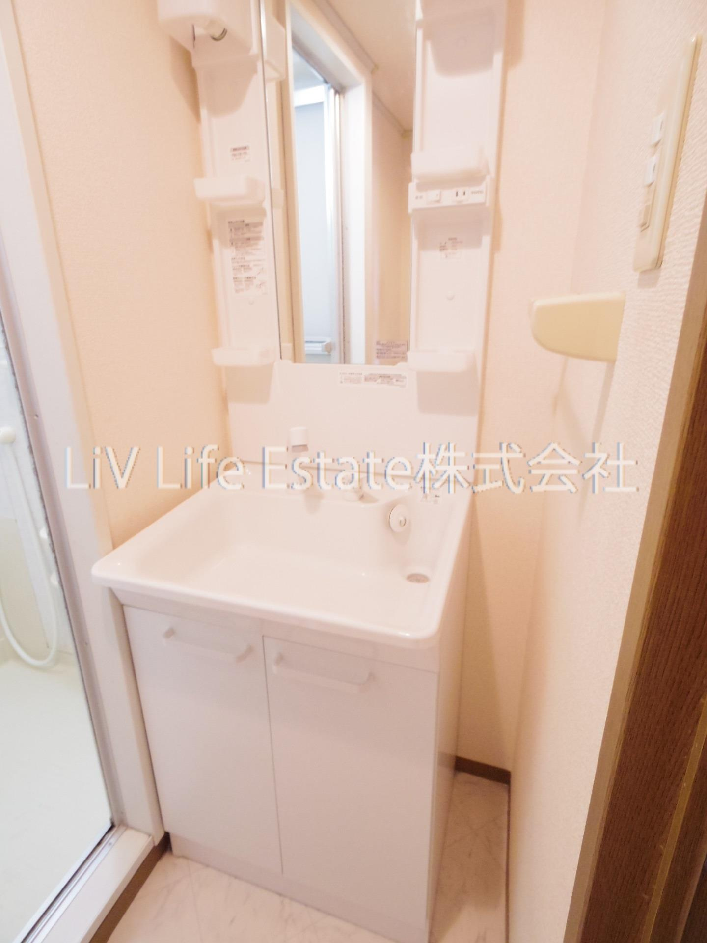 小平市小川町１丁目の賃貸マンションの洗面所