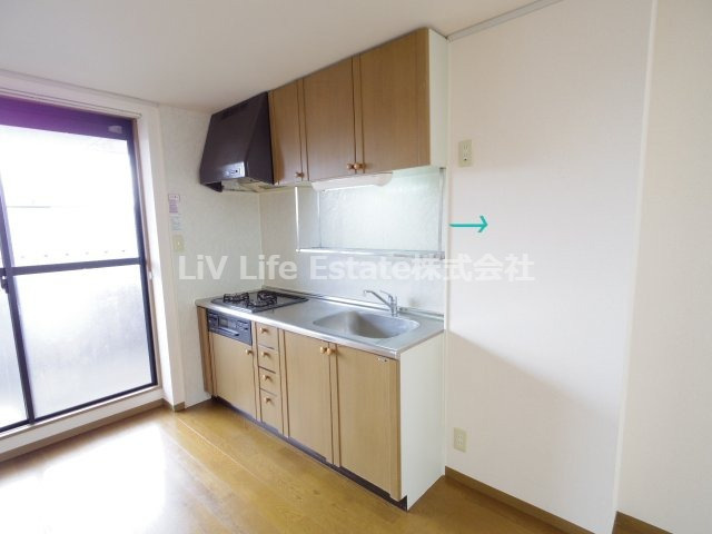 小平市小川町１丁目の賃貸マンションのキッチン