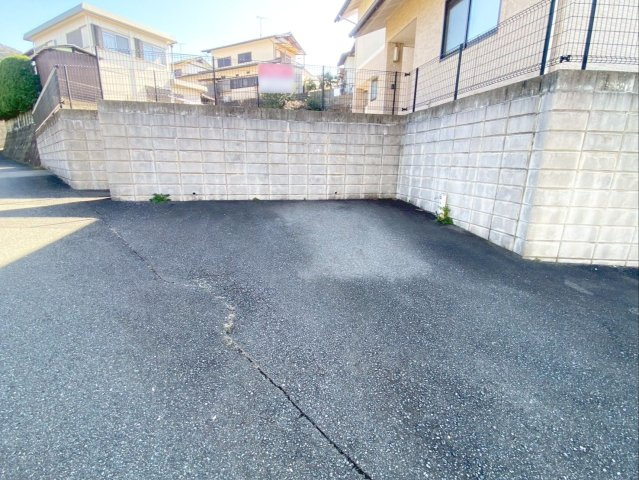 糟屋郡須恵町大字須恵 中古戸建の駐車場|2台駐車可能です！