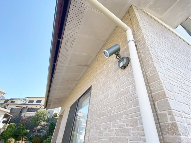 糟屋郡須恵町大字須恵 中古戸建の防犯設備|防犯面にも配慮した屋外照明！