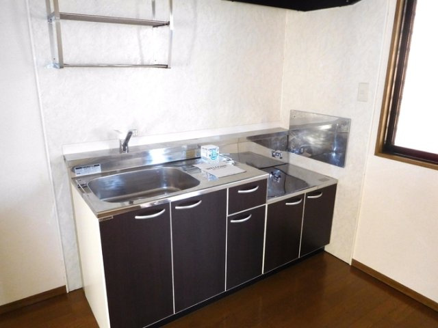 エクレールＵのキッチン