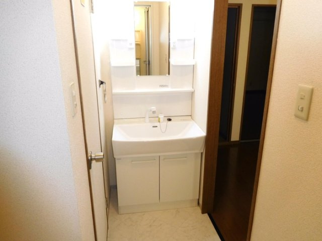 エクレールＵの洗面所