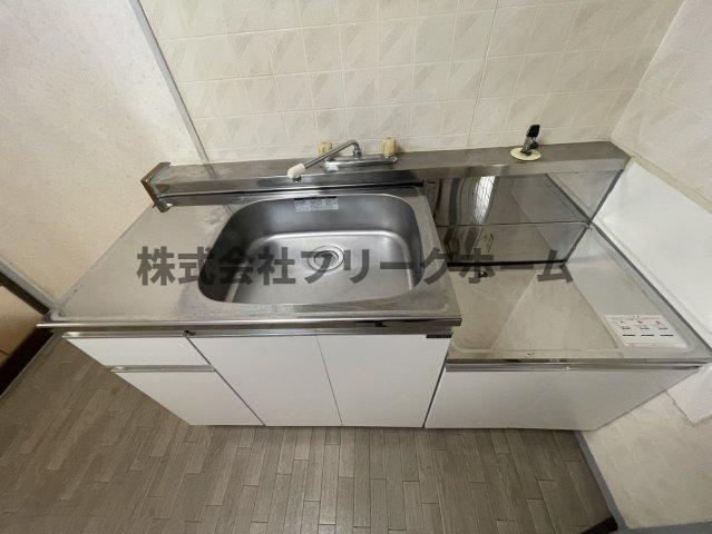 武蔵野市吉祥寺南町３丁目のアパートのキッチン