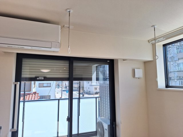 （シニア限定）サンボナールの内装|楽々電動防犯シャッター