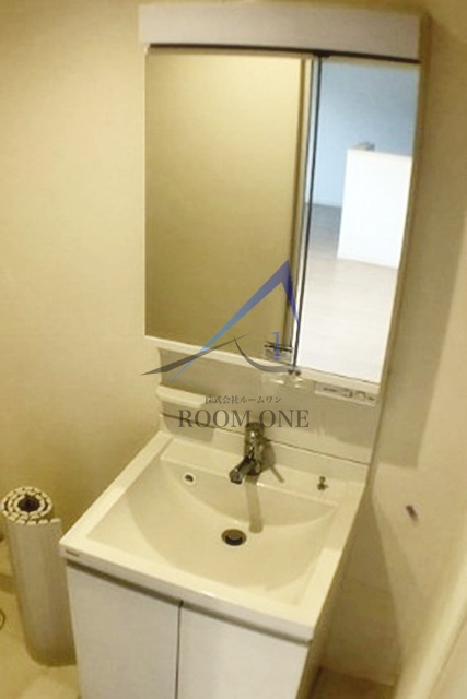 メゾンミヤジマの洗面所|洗面台です。