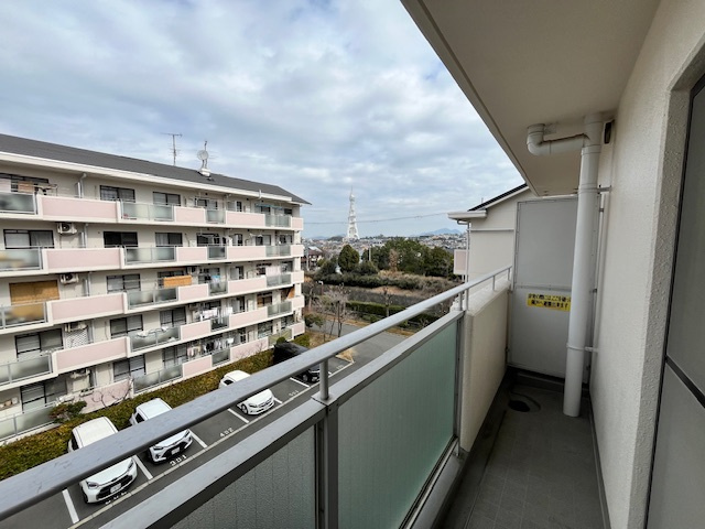 津々山台第二住宅の展望