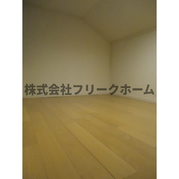 武蔵野市吉祥寺南町２丁目のアパートの寝室