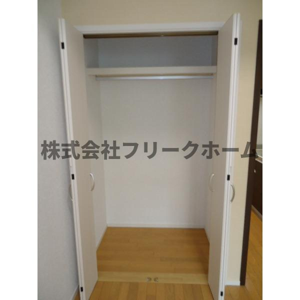 武蔵野市吉祥寺南町２丁目のアパートの収納