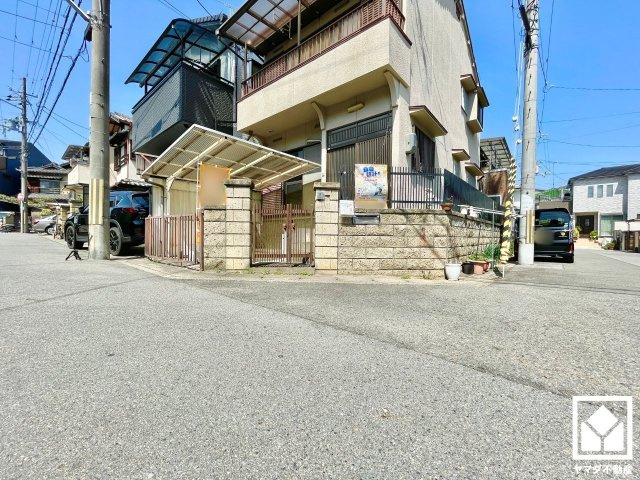 伏見区淀生津町の外観