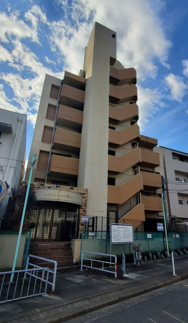サンズコーポ市場木の外観