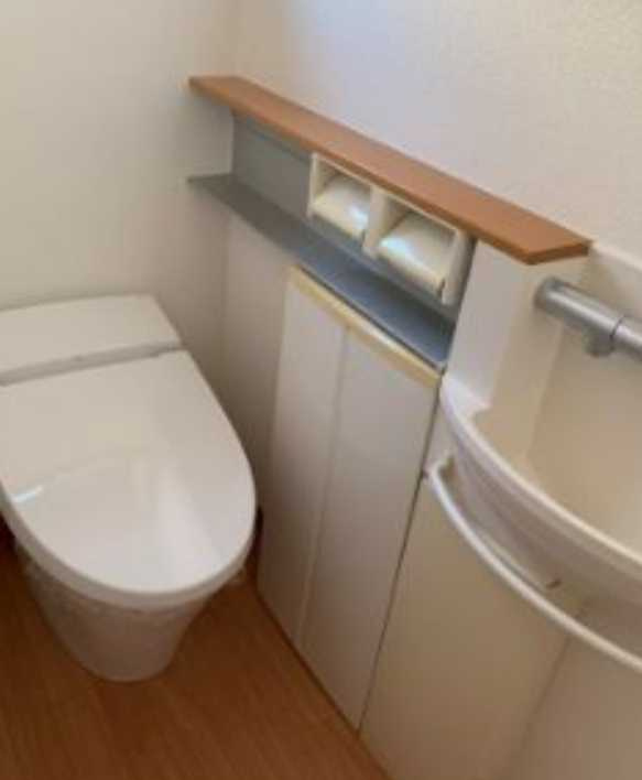 上馬４丁目戸建て　駐車場付き　駅近　ルームシェア相談のトイレ