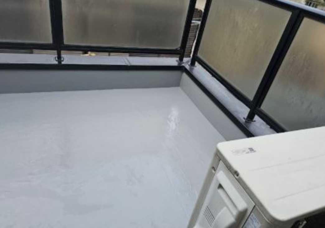 上馬４丁目戸建て　駐車場付き　駅近　ルームシェア相談のバルコニー