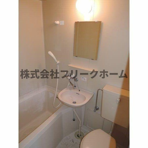 武蔵野市吉祥寺南町３丁目の賃貸マンションのトイレ