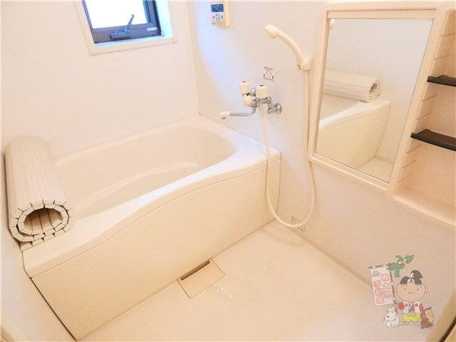 シャーメゾン学南町の浴室