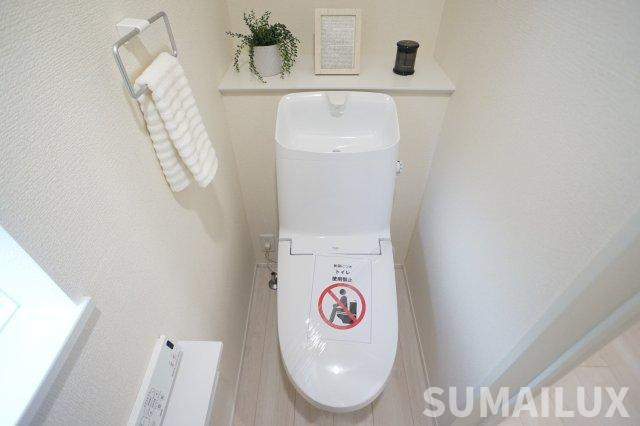 リナージュＬ　熊本中央区出水６丁目２４－２期のトイレ