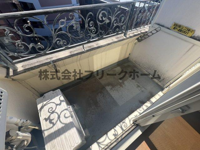 武蔵野市境２丁目の賃貸マンションのバルコニー