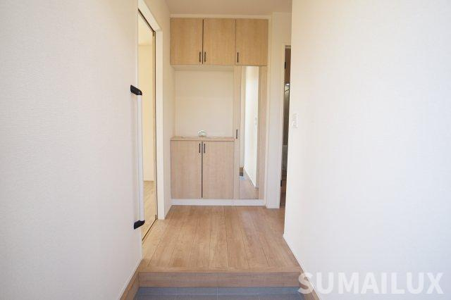 リナージュＬ　熊本中央区出水６丁目２４－２期の玄関