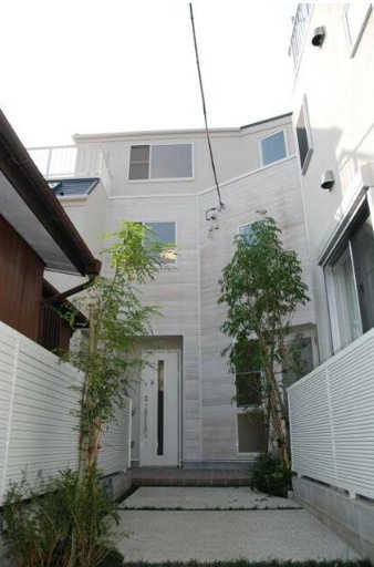 RIKO　HOUSEのエントランス