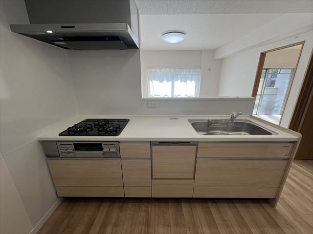 【キッチン】 | ネオハイツ高宮 | 食洗機つきなので、忙しい朝もサッと片づけできていつでもキレイなキッチンをキープできます