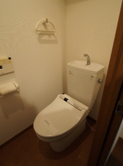 【トイレ】 | ハウス江川