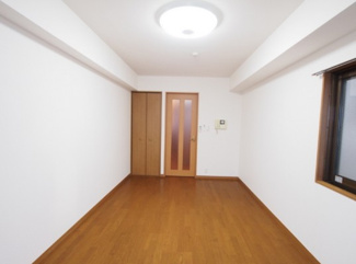 【寝室】 | ハウス江川