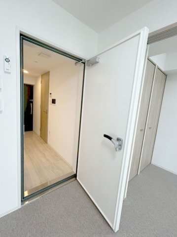 「防音マンション」クリオラモード新江古田サウンドテラスの設備|防音扉で遮音性能も◎です