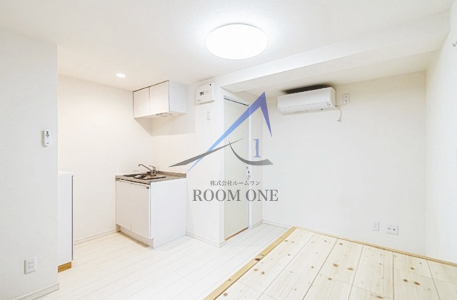 バライ北沢の居間・リビング|洋室のお部屋です。