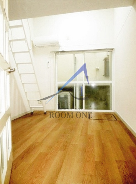 セドルハイムオハラの居間・リビング|洋室のお部屋です。