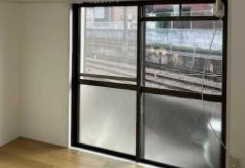 双葉ハイツ　内装リフォーム　角部屋　バストイレ別　駅近の展望