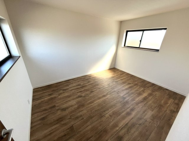 【洋室】 | 仲介手数料無料！須恵小学校に通えるリフォーム済み中古住宅　山陽小野田市大字小野田 | 使い勝手のいい洋室です