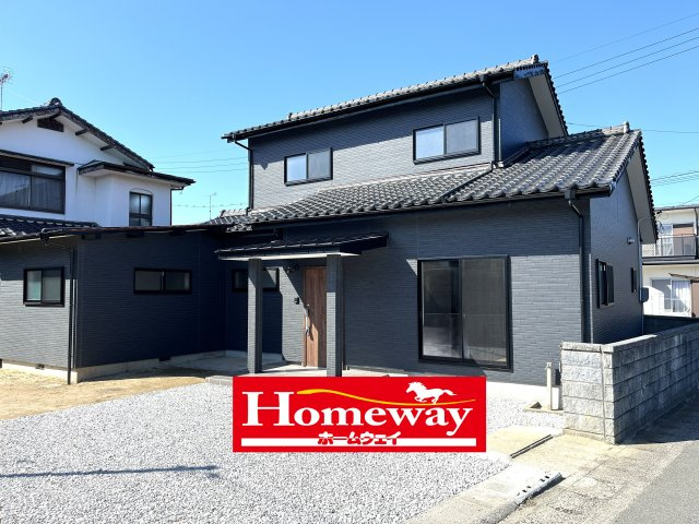 【外観】 | 仲介手数料無料！須恵小学校に通えるリフォーム済み中古住宅　山陽小野田市大字小野田 | かわいいお家になって誕生しました