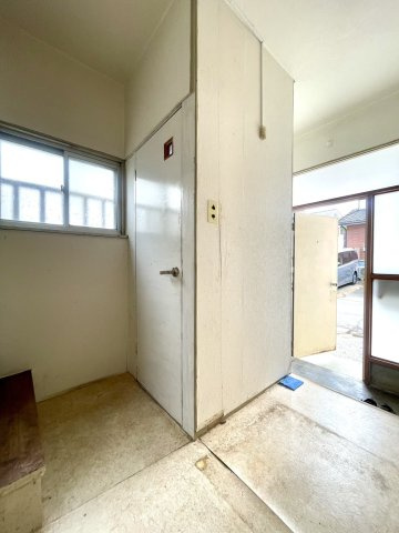 リノベ、残地撤去済×角地♪川越のコンパクト住宅の内装