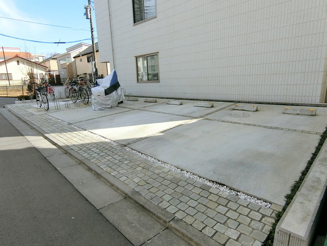 プリステラ国立の駐車場|★敷地内駐車場★