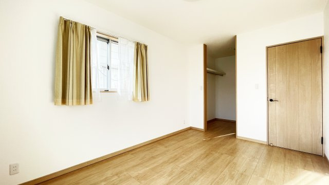 八万町川南149-5　一戸建の居間・リビング