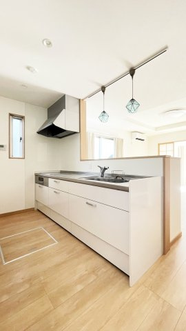 八万町川南149-5　一戸建のキッチン