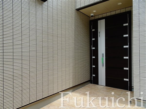 エクセルカーナ祐天寺のエントランス