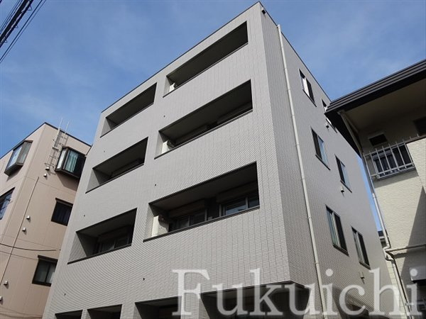 ソアレ祐天寺の外観