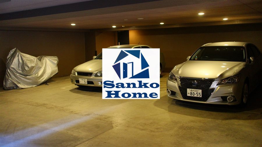 レジディア銀座東の駐車場